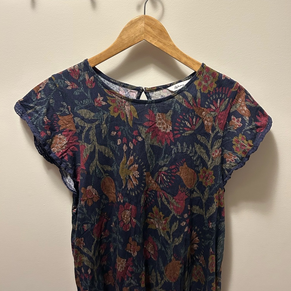 Reitmans Navy Floral Blouse